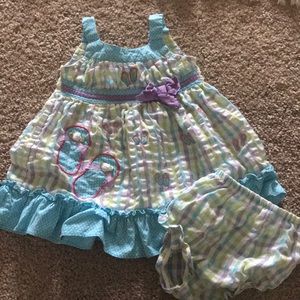 Flip flops and summer